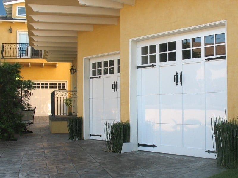 garage-doors-which-one-should-you-buy-image